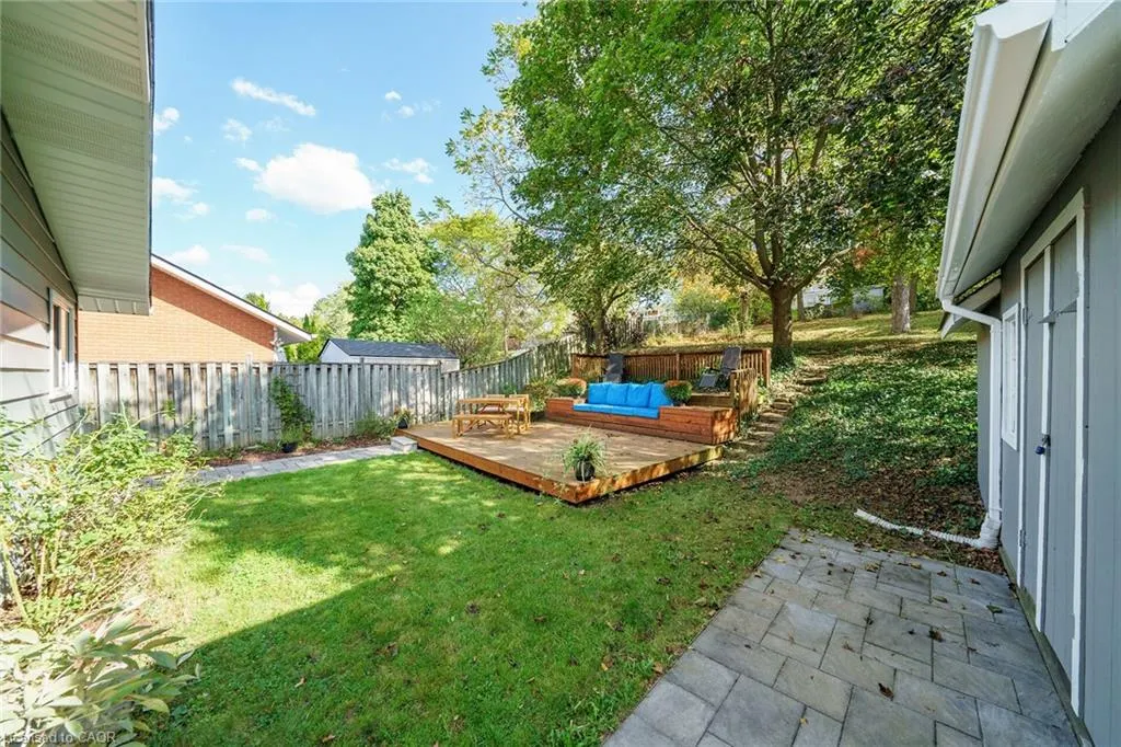 28 Pleasant Avenue