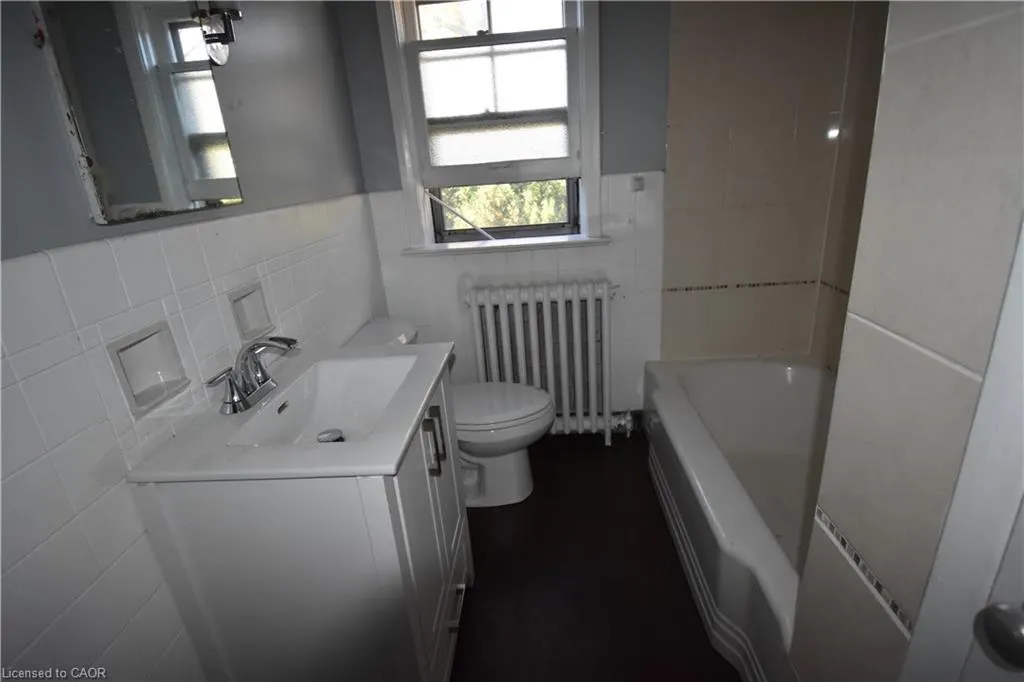 468 Bridgman Avenue, #3