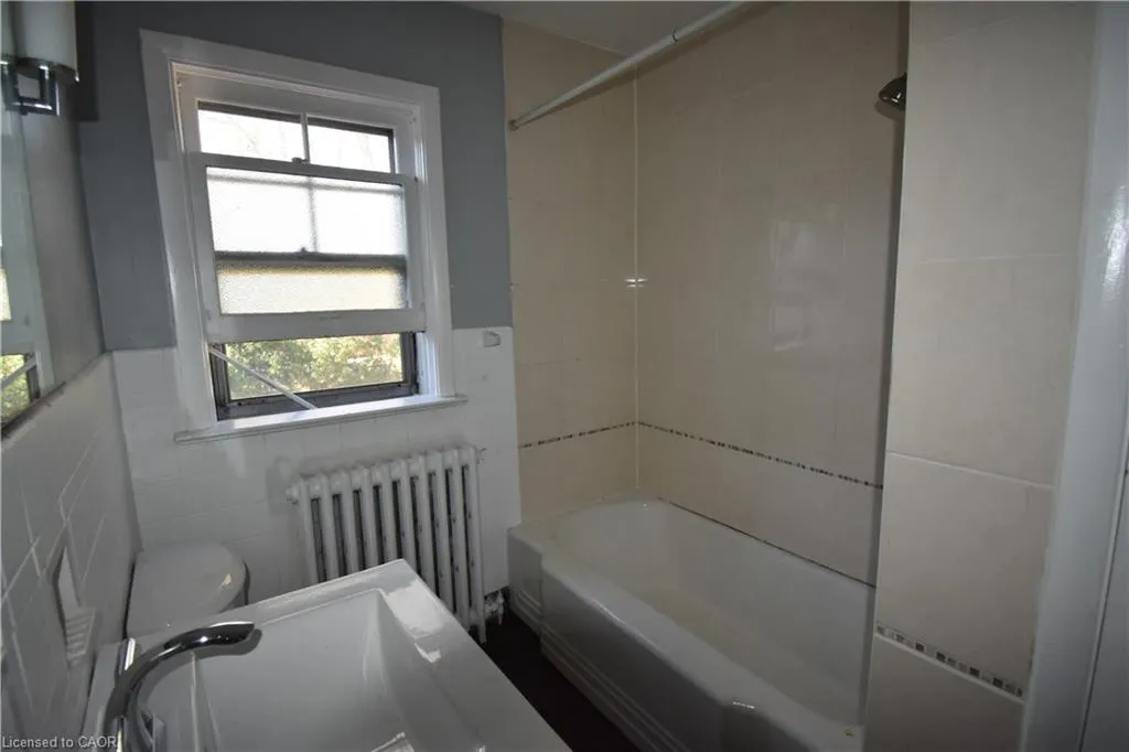 468 Bridgman Avenue, #3