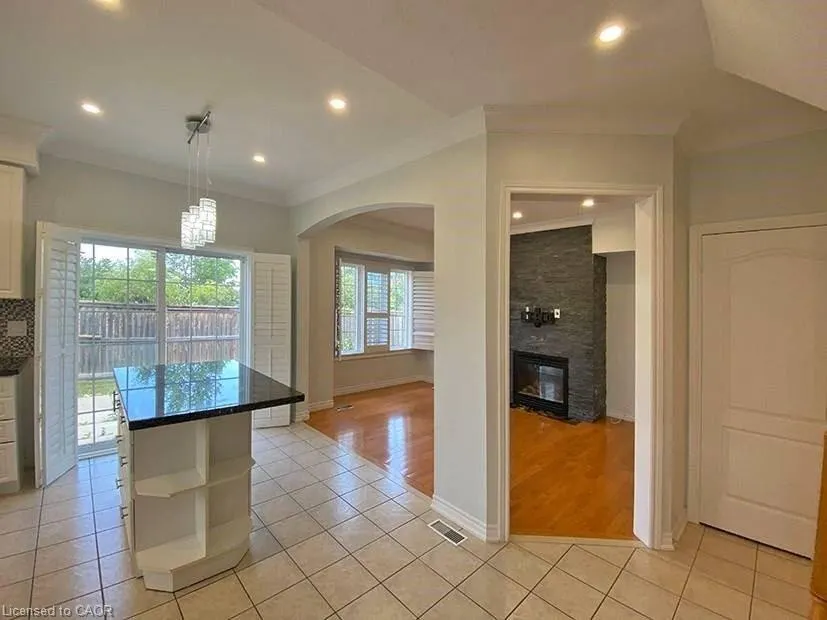 4230 Fuller Crescent