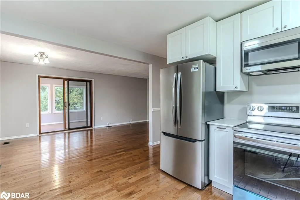 537 Huronia Road