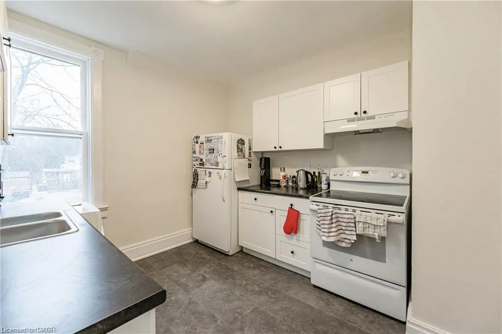 17 Hilda Place