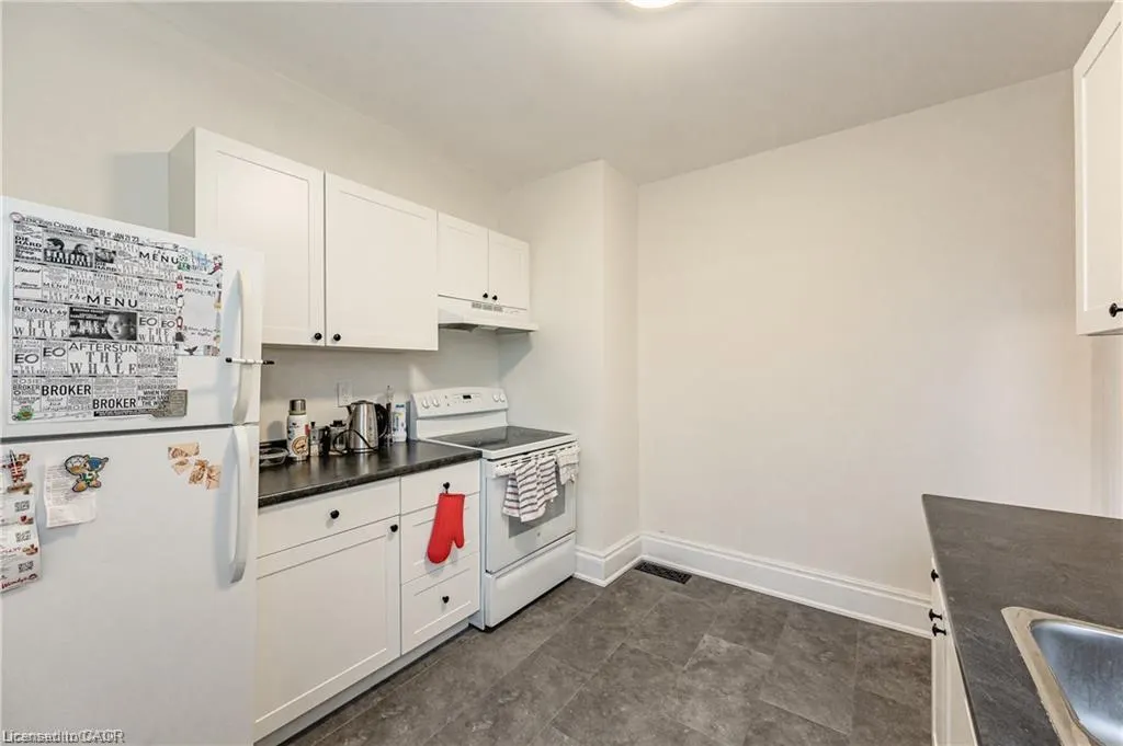 17 Hilda Place