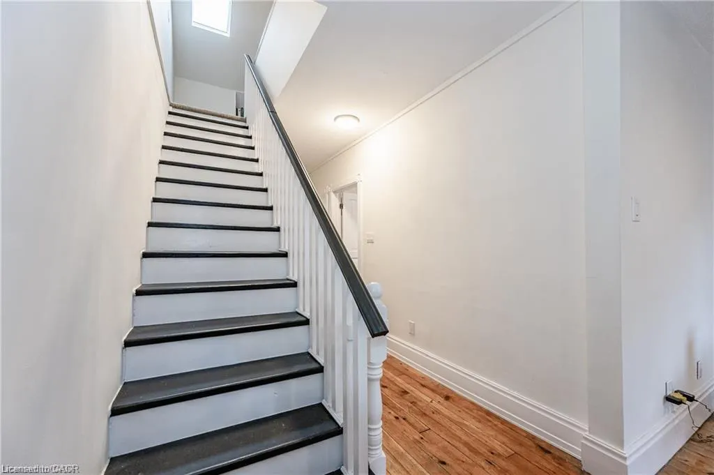 17 Hilda Place