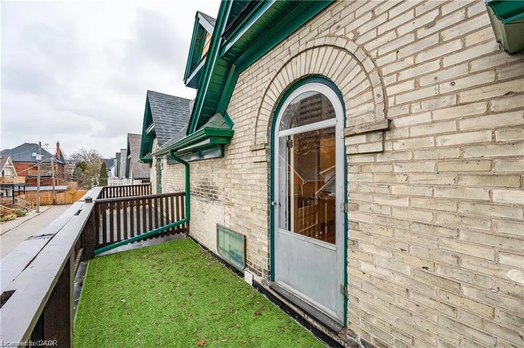 17 Hilda Place