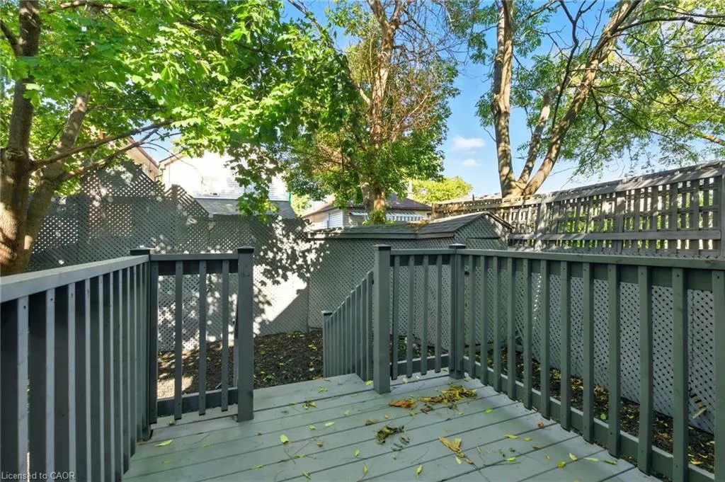 9 Alice Street