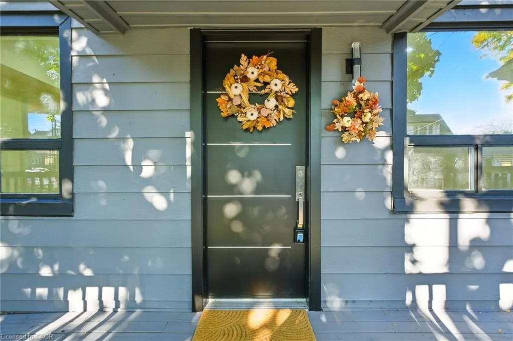 9 Alice Street