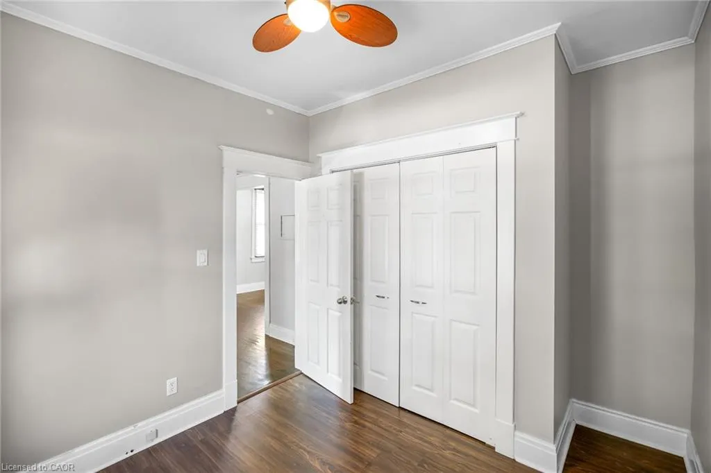 4 Ravine Road