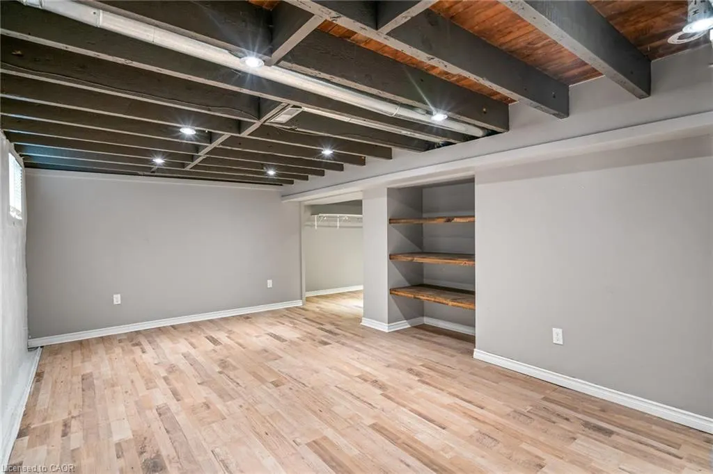 4 Ravine Road
