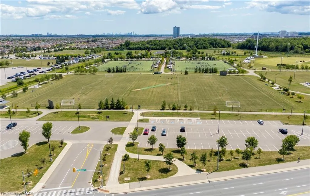 4 Robert Parkinson Drive