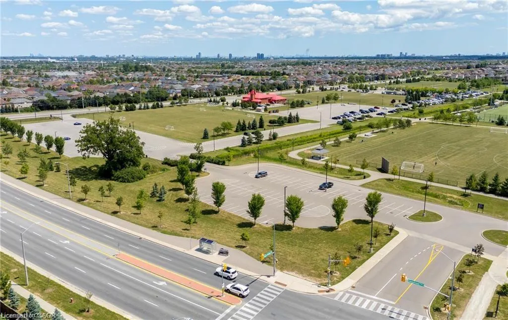 4 Robert Parkinson Drive