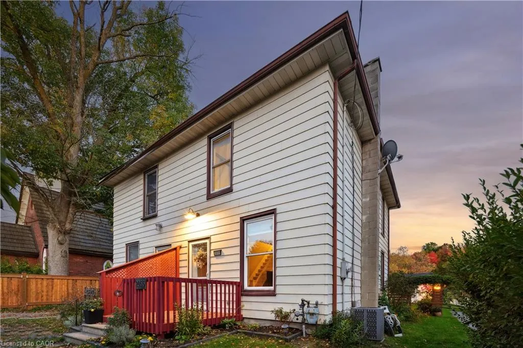 2055 Embleton Road