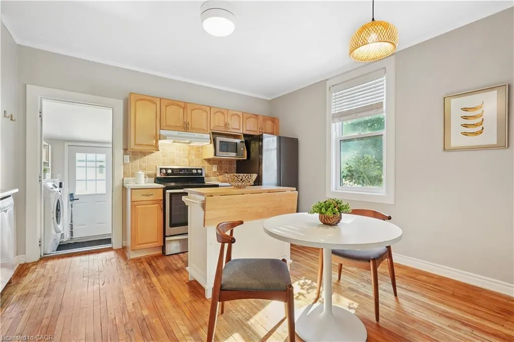2055 Embleton Road