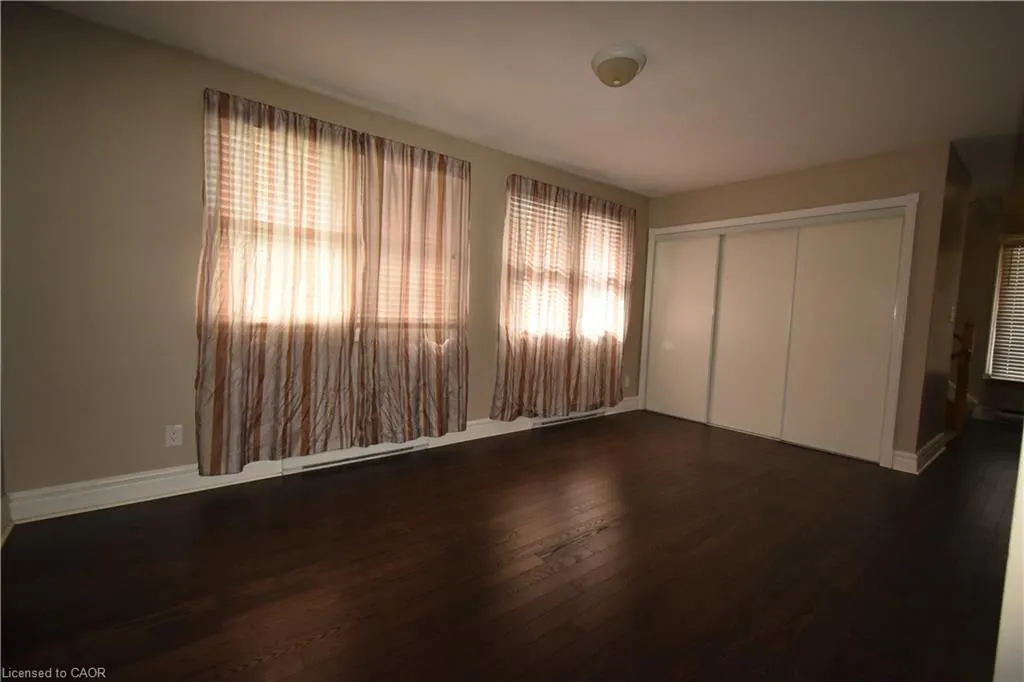 29 Melrose Avenue S, #1