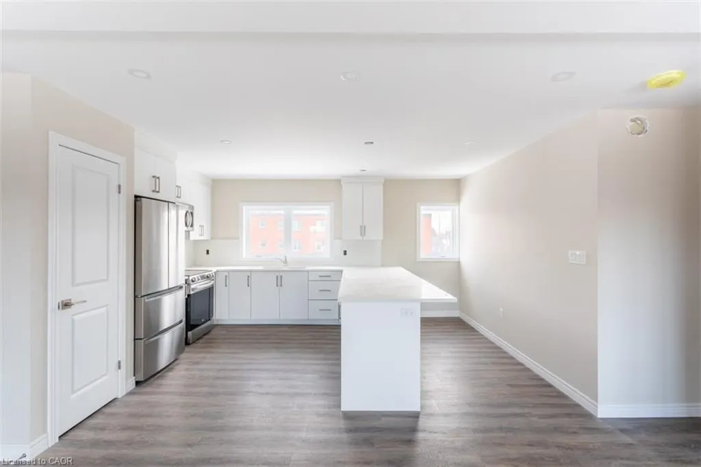 816 Concession Street, #2