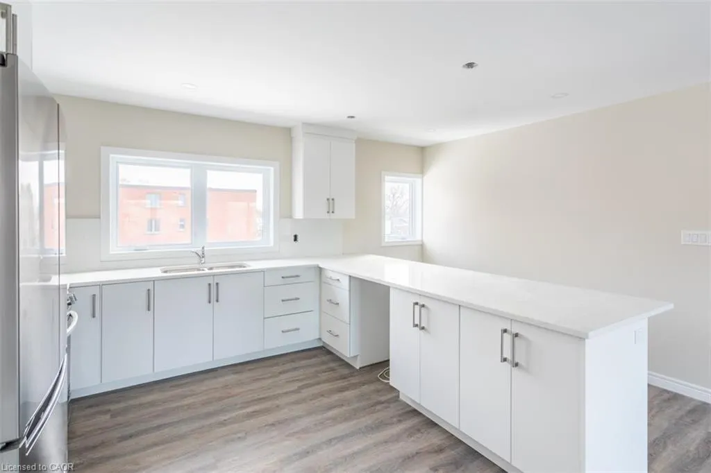 816 Concession Street, #2