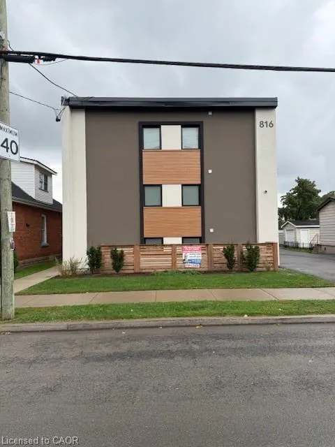 816 Concession Street, #2