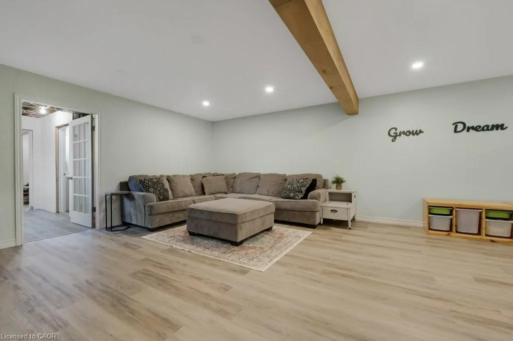 233 Scott Road