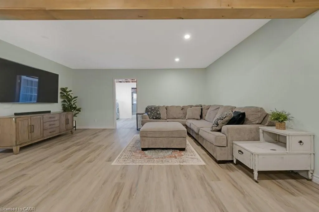 233 Scott Road