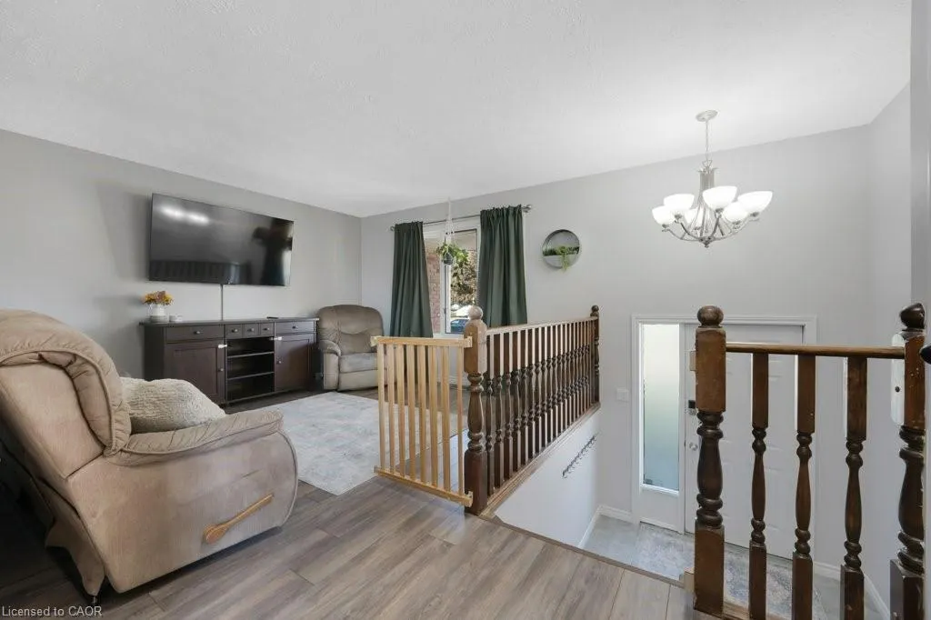 233 Scott Road