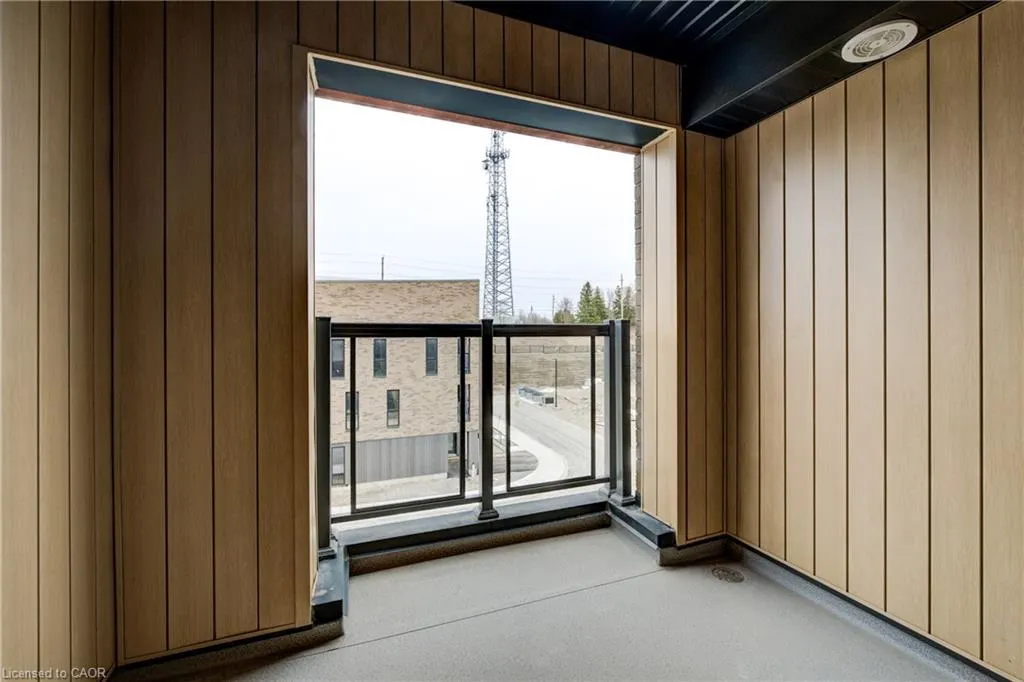 38 Urbane Boulevard