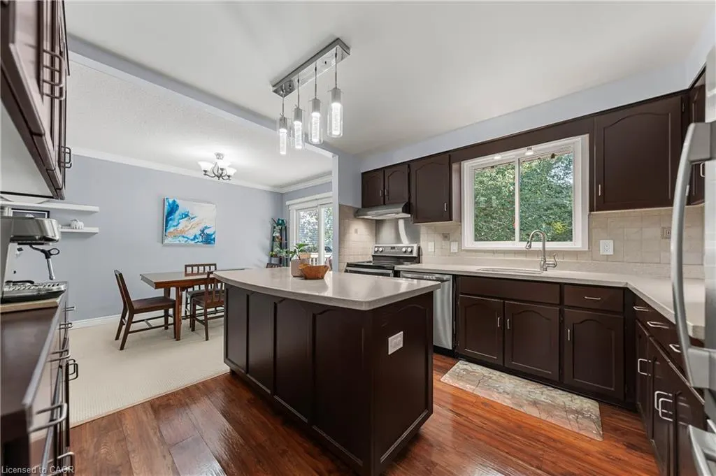 37 Thornhill Drive