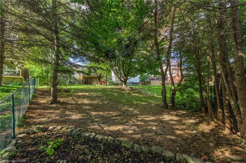 37 Thornhill Drive
