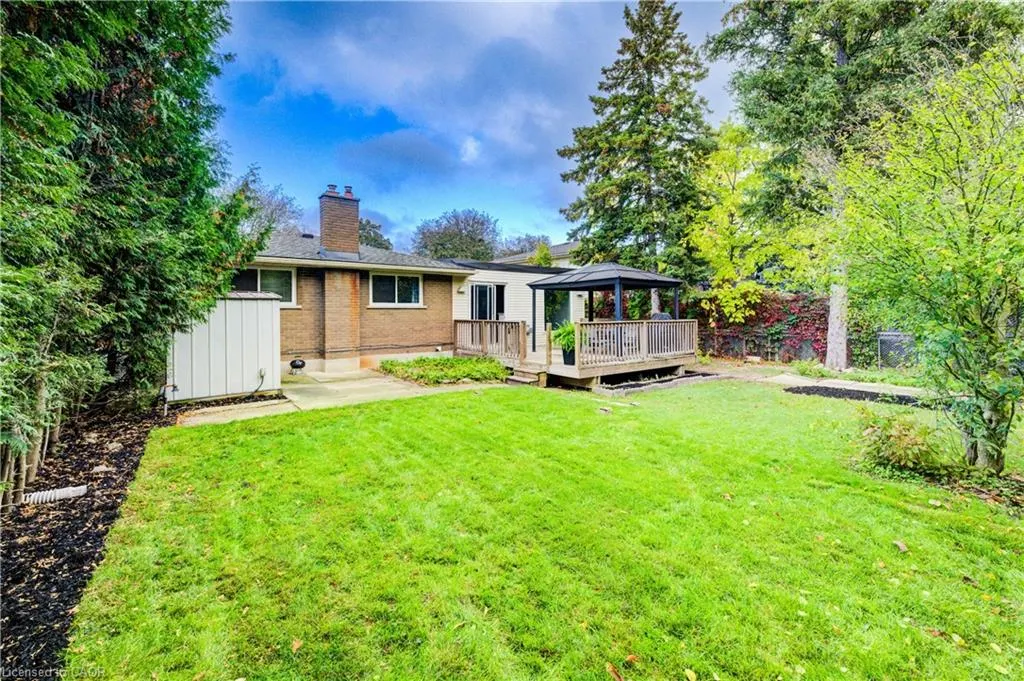 50 Champlain Crescent