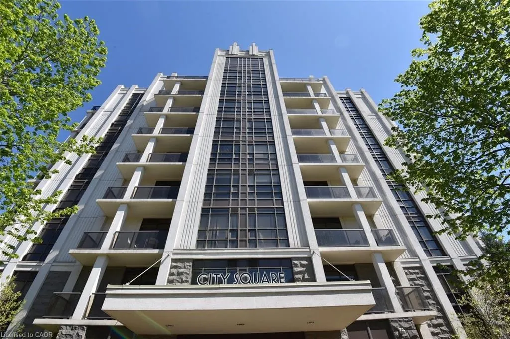 90 Charlton Avenue W, #604