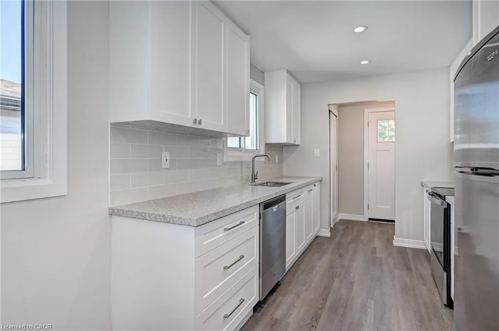 78 Barwood Crescent