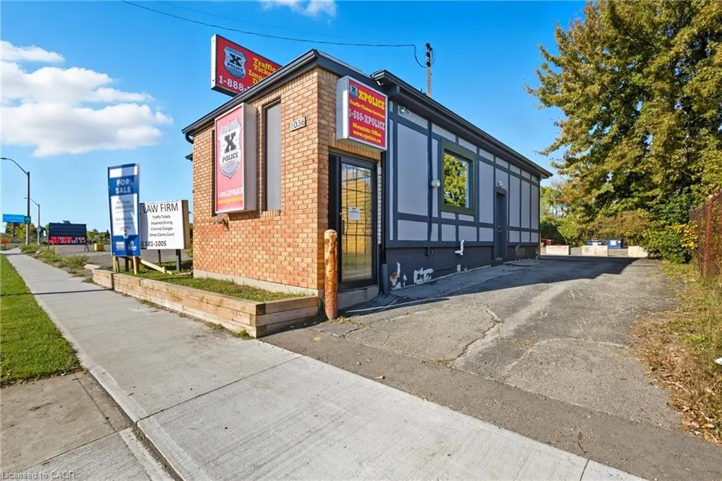 1036 Upper Wentworth Street