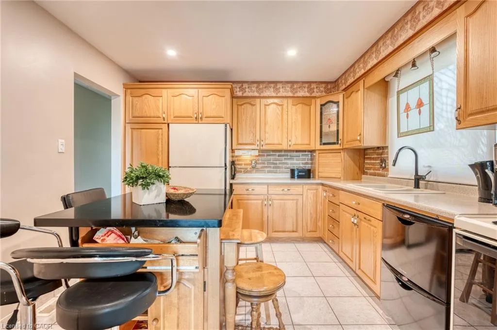 271 Haller Crescent