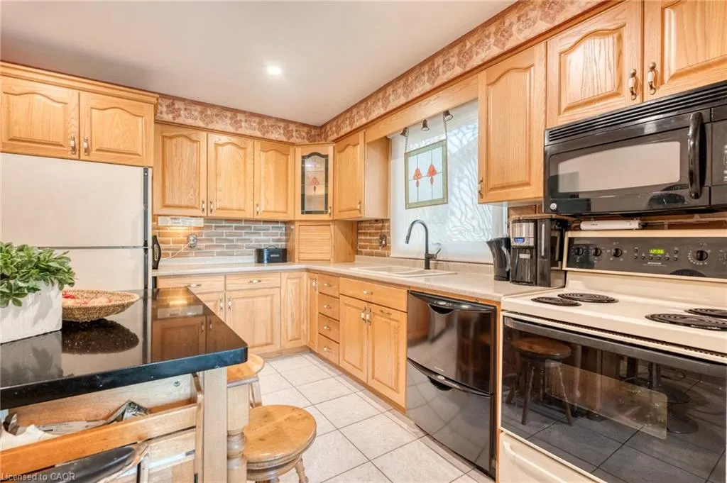 271 Haller Crescent