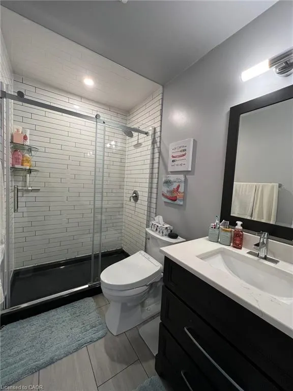 245 Bishop Street, #18