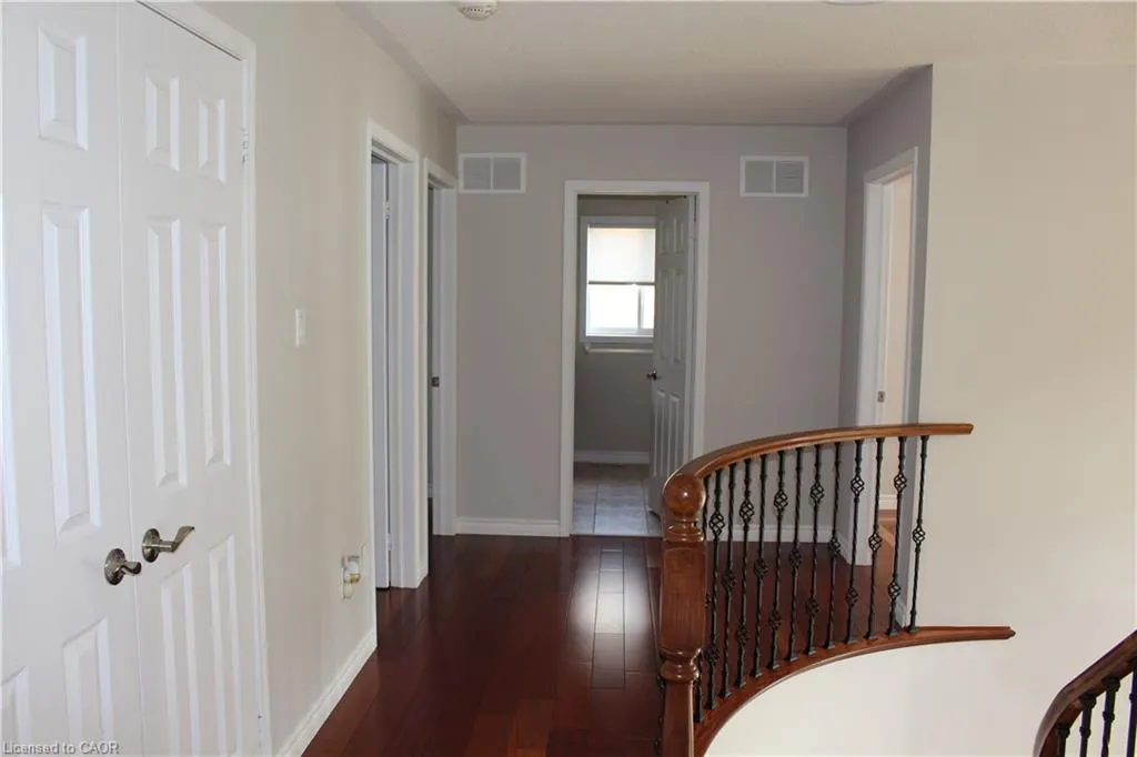24 Canning Crescent