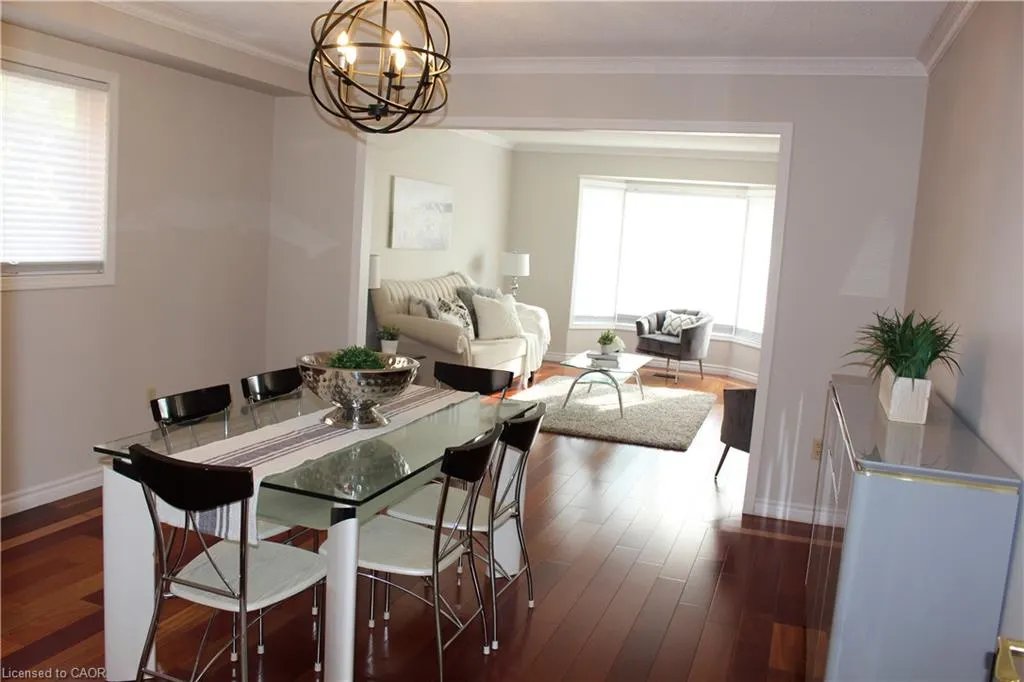 24 Canning Crescent