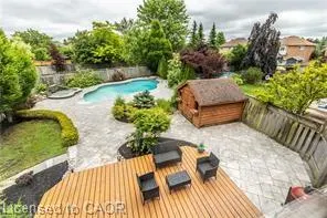 24 Canning Crescent