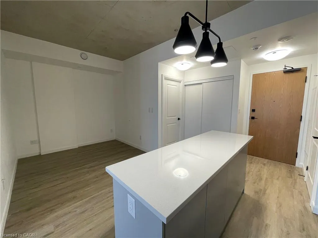 7 Erie Avenue, #515