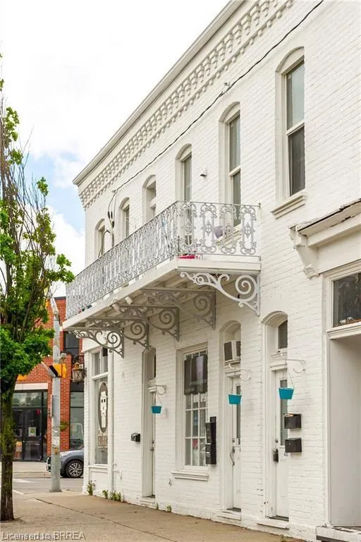 438 Colborne Street, #UPPER