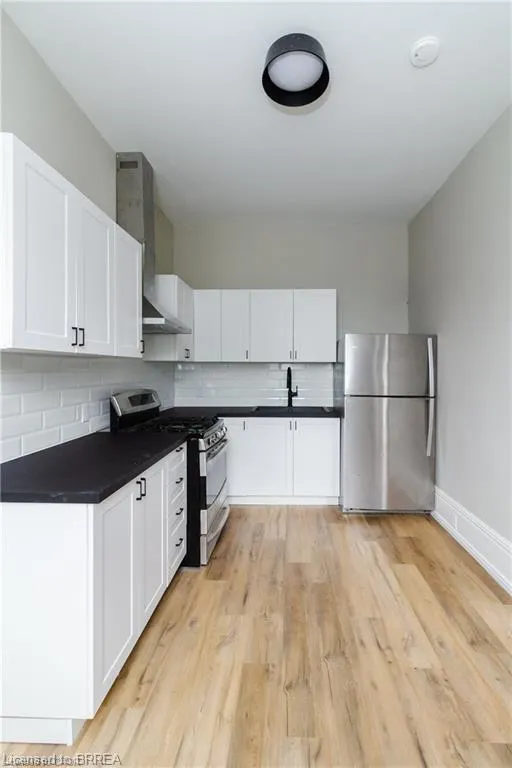 438 Colborne Street, #UPPER