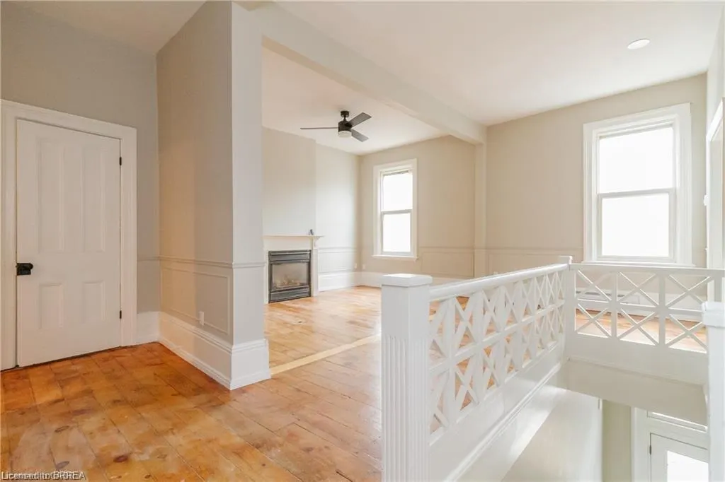 438 Colborne Street, #UPPER