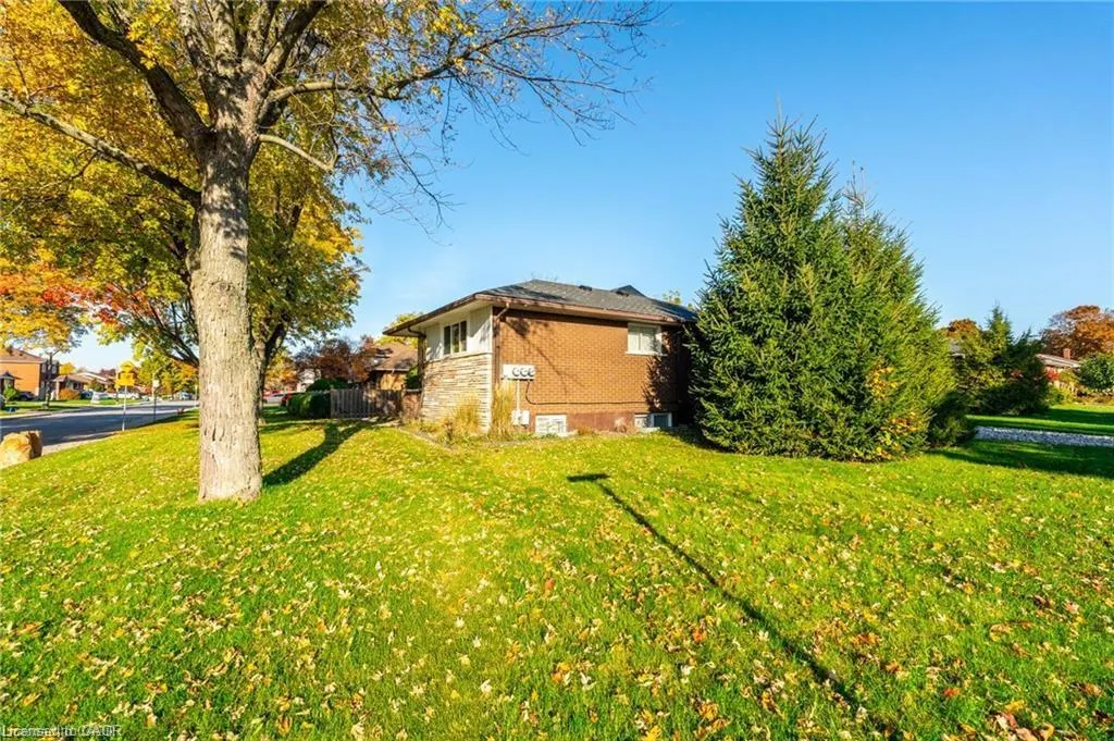 92 South Bend Road W, #Upper