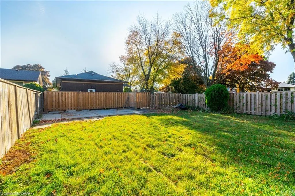 92 South Bend Road W, #Upper