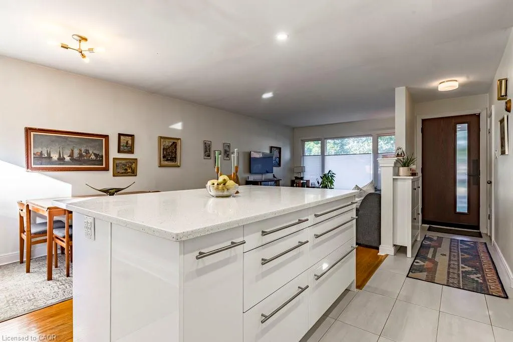 104 West 33rd Street