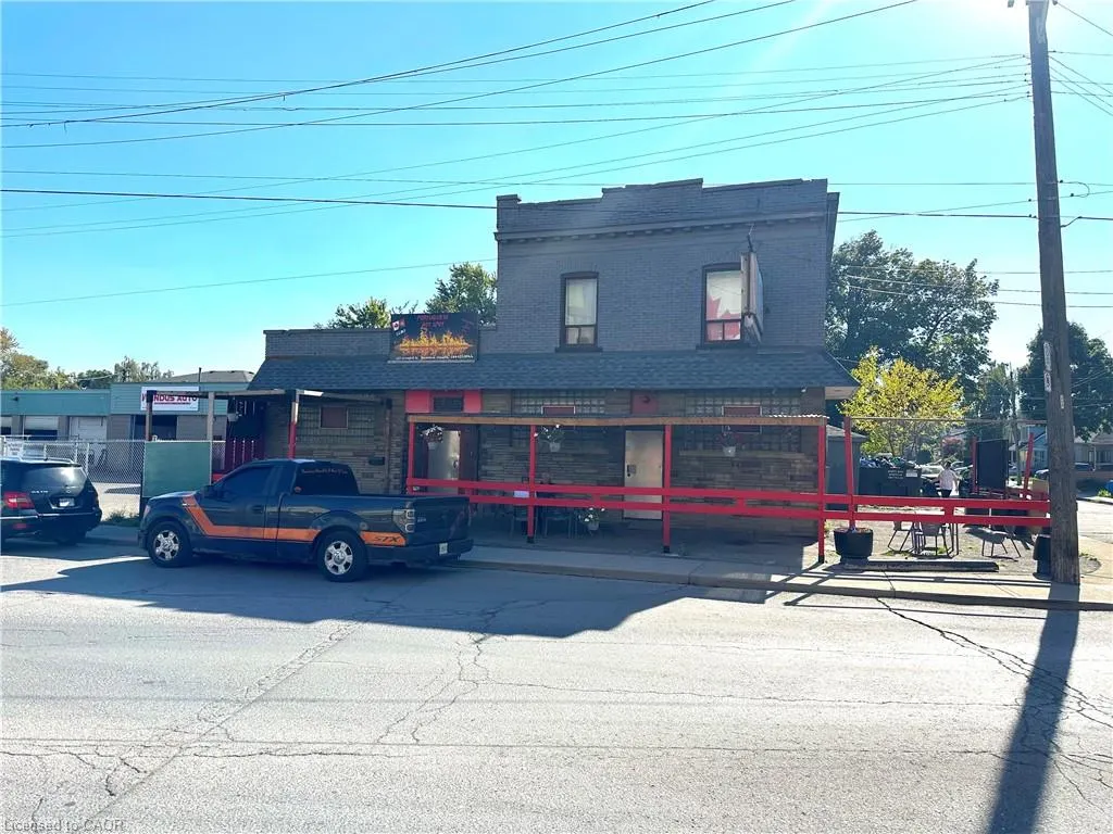 152 Grenfell Street