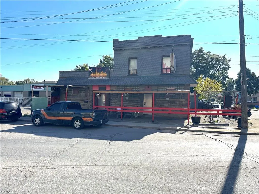 152 Grenfell Street