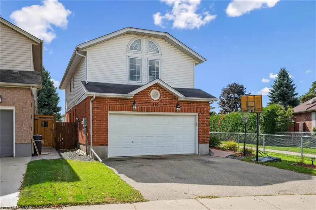 110 Queen Charlotte Crescent
