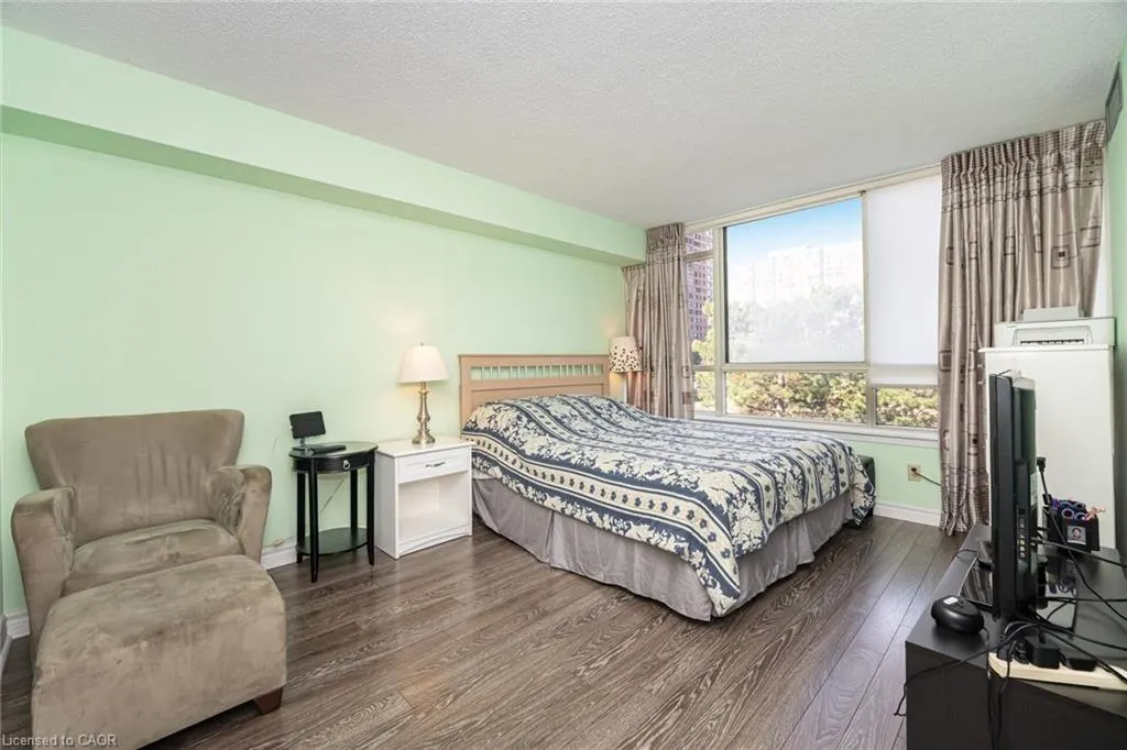 275 Bamburgh Circle, #309