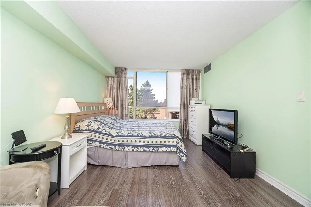 275 Bamburgh Circle, #309