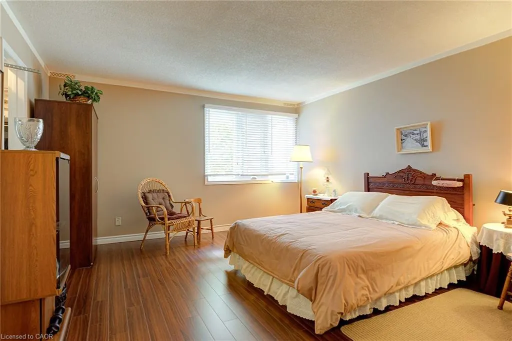 523 Beechwood Drive, #12